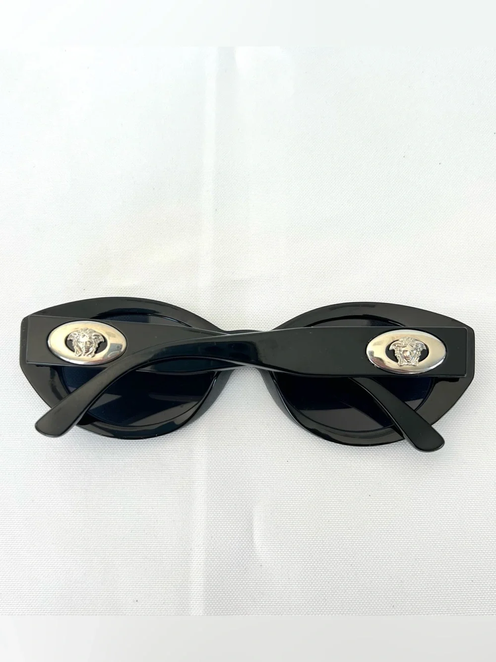 VERSACE MOD 480/A N52 Bold Black Frame Oval Lenses Silver Metal Logo Sunglasses